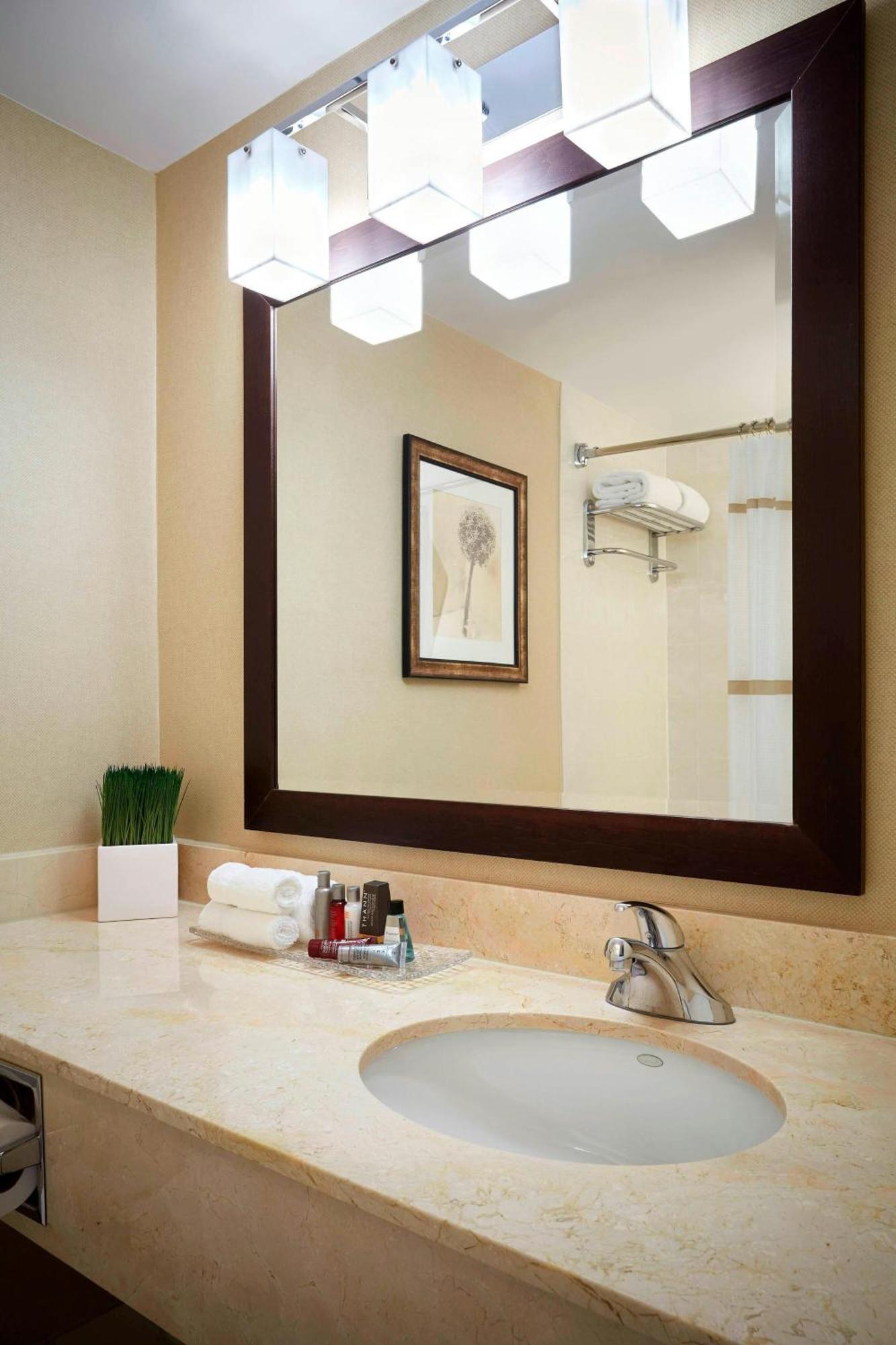 Ottawa Marriott Hotel Екстериор снимка